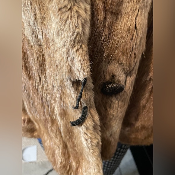 GUC Vintage Swears and Wells M Fur - Picture 3 of 8